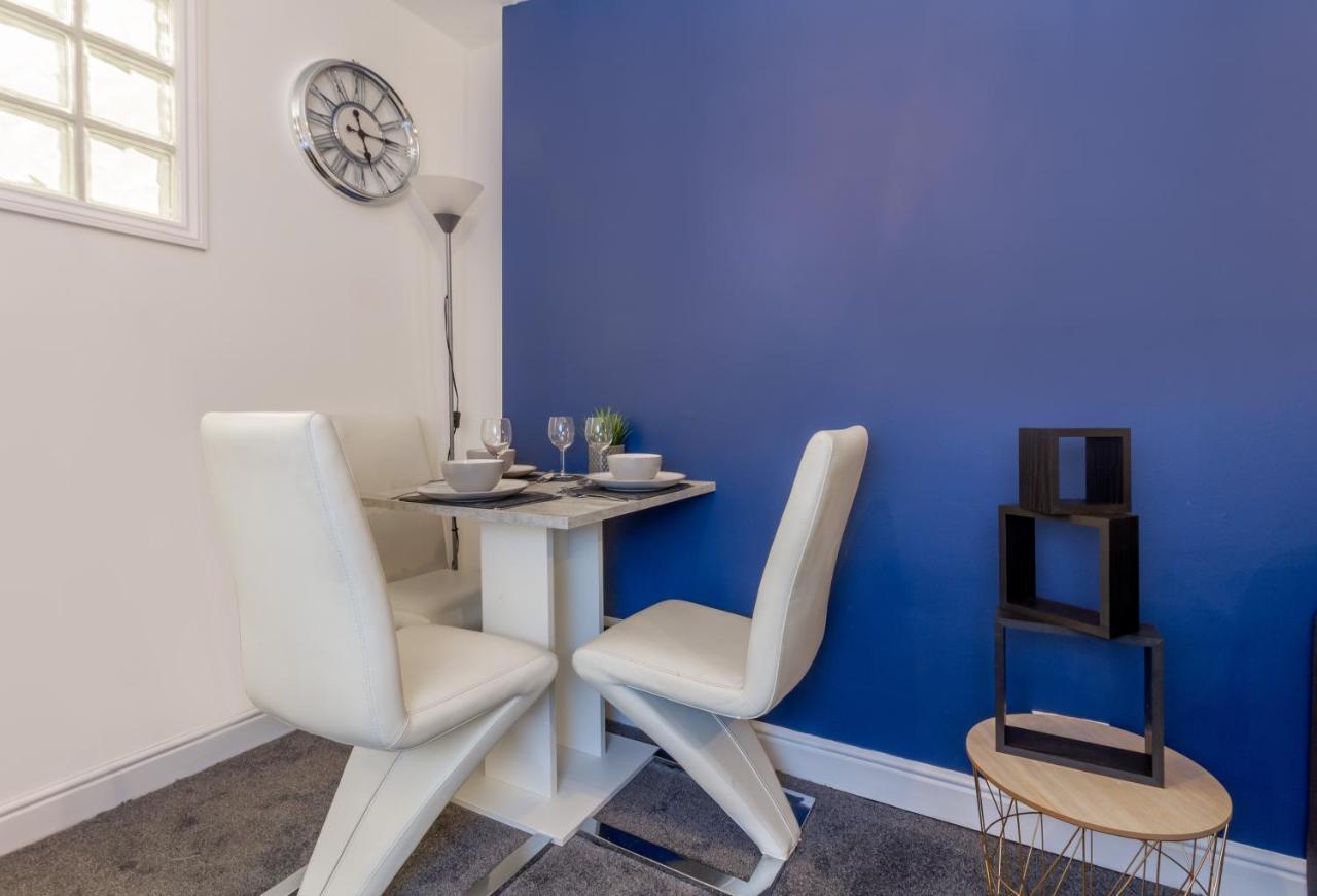 Host & - New Street Apartment